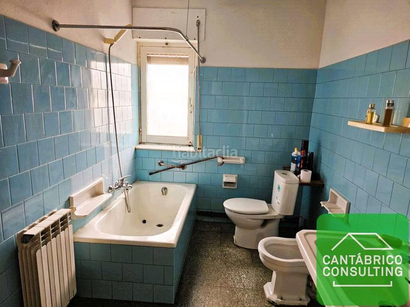 Foto c2903733-7b9c-460c-a615-ef56d44e8898. Casa in n/a in Navia