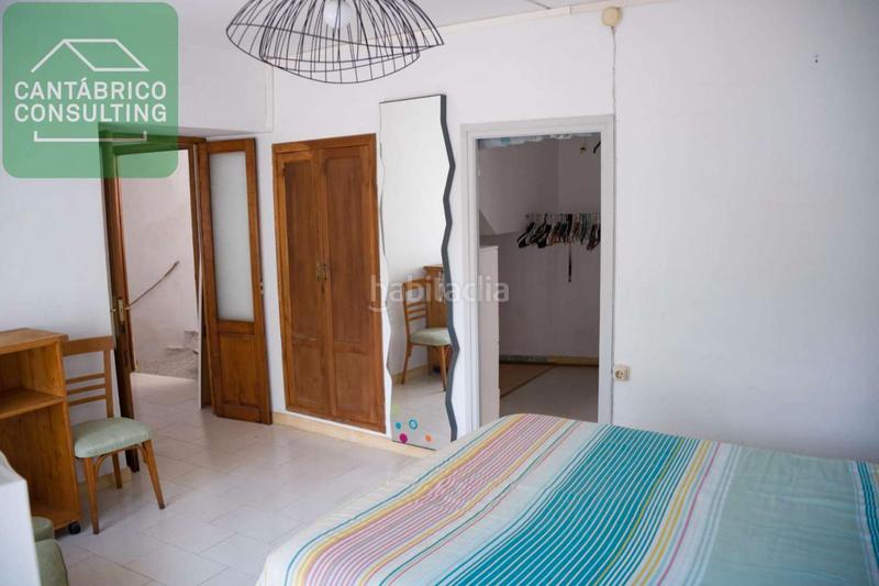 Foto 1e80f76c-66af-4202-85e2-47ff581b6827. Casa pareada en Castropol