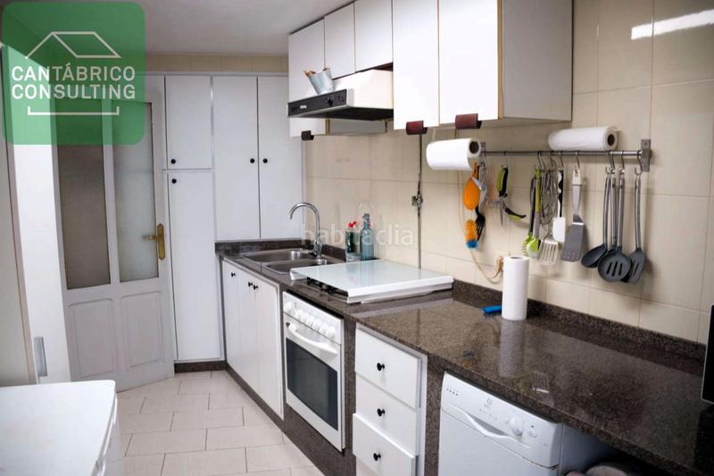 Foto 5b881120-ca9b-49f0-a300-aae374ccc750. Casa pareada en Castropol