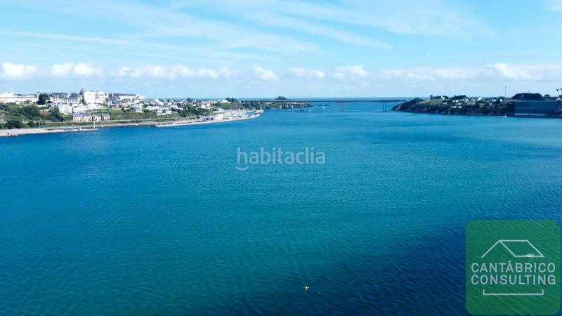 Foto dce4790d-43a0-46d5-a2f1-d8d8cbe9a560. Casa pareada en Castropol