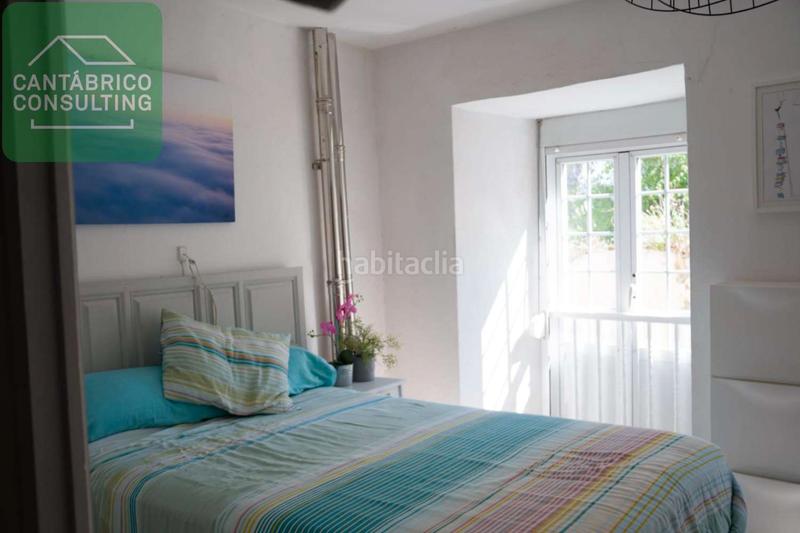 Foto e5df06f0-732e-4606-b96b-ff77340f1515. Casa pareada en Castropol