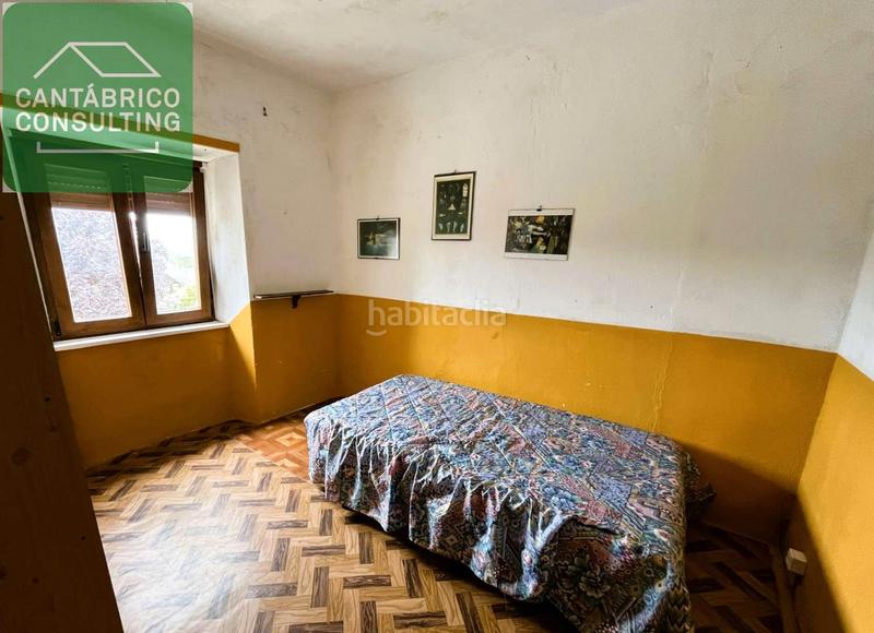 Foto b3cdc1fb-112e-4ecd-aac0-f1d4f2475bec. Casa en Castropol