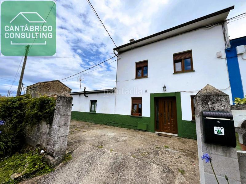 Foto edba1bdb-f49f-4723-b82f-b91dab667bf0. Casa en Castropol