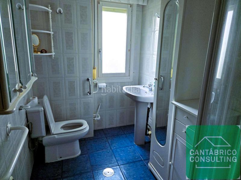 Foto 89578d69-fcd0-4cc4-9796-97d79c39d8e7. Appartamento con riscaldamento parcheggio in Navia