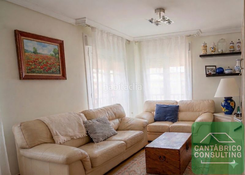 Foto ca9f6d8d-f02e-43a4-a89c-d23f03fd2bd6. Duplex in n/a in Navia