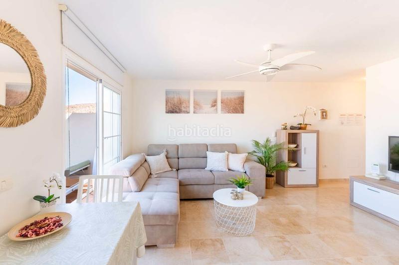 Foto 28704ace-cf14-472d-8c19-b36275aaa020. Dúplex en Arona pueblo Arona