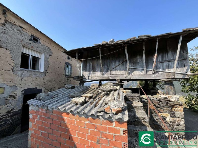 Foto b75d09f5-e988-4c7a-8374-24bbd3d4a030. Casa a n/a 16 a Villayón