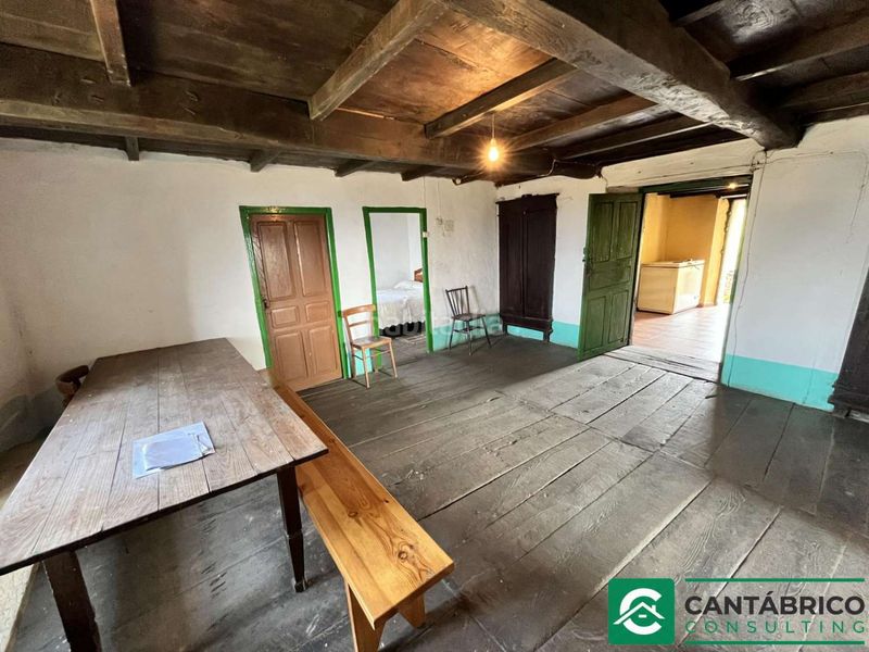 Foto f0b14abe-c5ac-48c8-95e5-3ce7f0fb7845. Casa a n/a 16 a Villayón