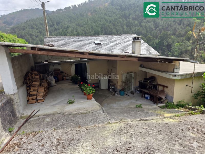 Foto 723fc645-0458-4beb-962e-30ed3805e62a. Casa amb aparcament a Villayón