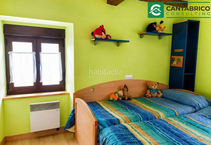 Foto 0a2436a1-96eb-4308-a693-35c48024e115. Casa a n/a a Navia