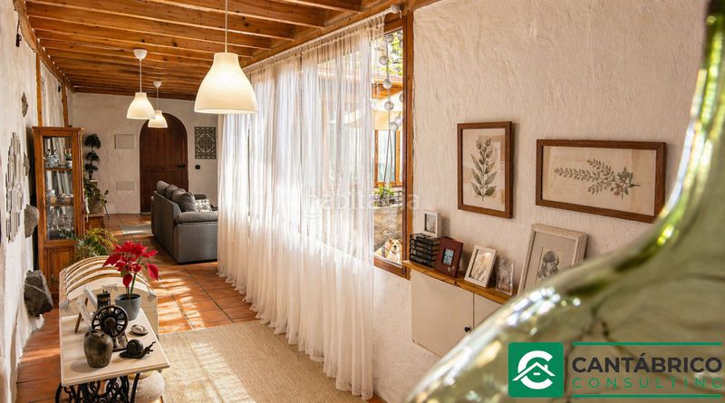 Foto b6b861b2-731f-4aa3-b1e9-f873ab731ee2. Casa aparellada a Guía de Isora interior Guía de Isora