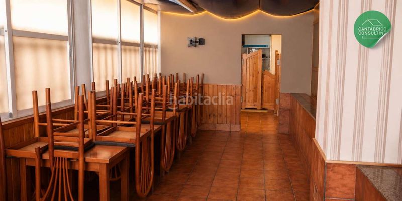 Foto 6000a5b0-9090-4e6b-b426-e9f0095c7934. Edificio in Navia