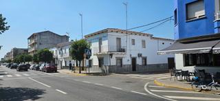 Casa a Moraleja. Casa a dos calles avda...