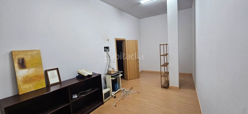 Foto 1cd2a4e9-c29d-4bb2-bc01-e916faaa3d2f. Lloguer local comercial a avenida pureza canelo 65 a Moraleja