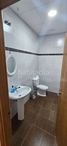 Foto eb9ac434-ded6-43cd-8412-db35ed3f8533. Lloguer local comercial a avenida pureza canelo 65 a Moraleja