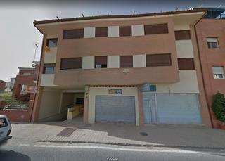 Miete Autoparkplatz  Carretera de espeluy. Se alquila plaza de garaje con puerta automática