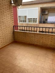 Pis  Calle rafael alberti. Se vende piso con amplia terraza y plaza de garaje y trastero en