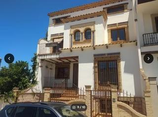 Xalet  Calle bailén. Expectacular casa de nueva construcción en zona tranquila de men