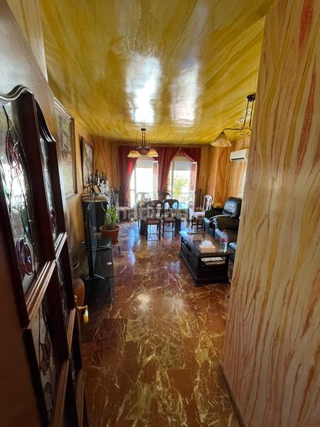 Foto ba8a3f7c-d5b0-4cbc-8bc0-f1397f3fee2c. Piso se vende piso en el centro del pueblo. en Mengíbar