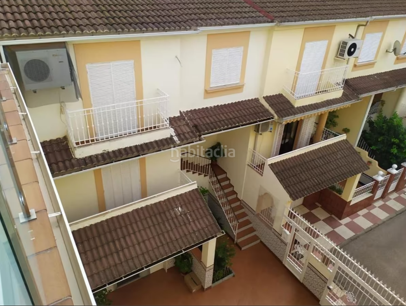 Foto 7adb7ad7-775e-42d8-8ab0-6002ed238063. Chalet dans calle maestro pedro roque 12 dans Bailén