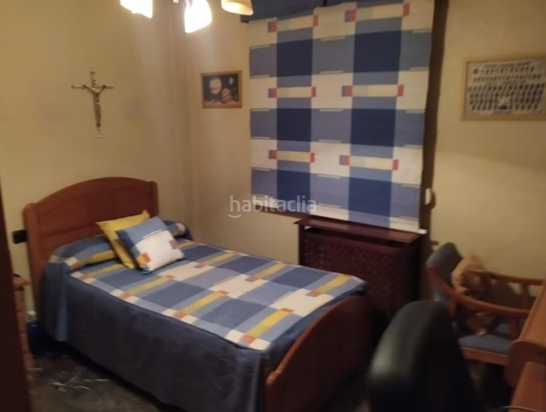 Foto e5785f5a-c911-435c-a64d-c1be3d00b68b. Chalet dans calle maestro pedro roque 12 dans Bailén