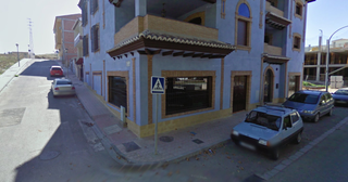 Lloguer Local Comercial a Mengíbar. Se alquila local comercial en avenida de españa 200 metros