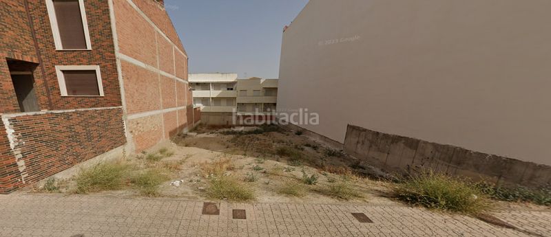 Foto 9dcceefe-00d7-4657-a408-0b023fd64e84. Terreno residenziale in calle gloria fuertes 97 in Mengíbar