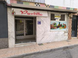 Local Comercial a Calle corredera 5. Se vende local comercial en zona céntrica de mengibar