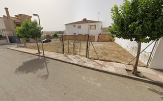 Terreny residencial a Calle donantes de sangre 30. Se vende solar haciendo esquina en pasaje juanito castellano men