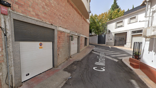Autoparkplatz in Mengíbar