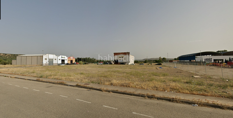 Foto 23fab245-58b4-4677-be7f-b73e04642dfd. Gewerbliches grundstück in Mengíbar