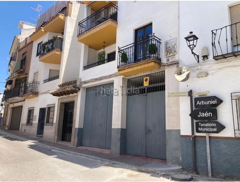 Foto 3617843c-d5b7-4a36-8e74-7a1003b687aa. Piso en calle santa ana 1 en Cambil