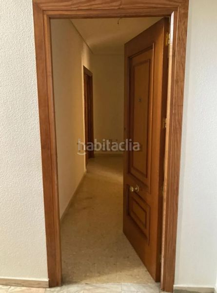 Foto ed3277e0-9532-4881-b21b-27a6d01ec99f. Piso en calle santa ana 1 en Cambil