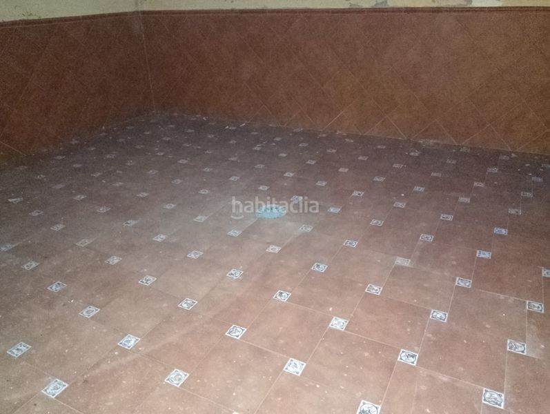 Foto 0f43a4bf-5609-4f90-8d65-bb9910dbcddd. Casa adosada en calle borosa 14 en Mengíbar