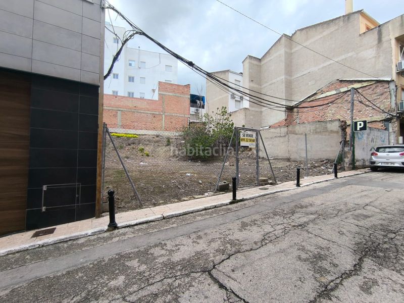 Foto 2d0d662b-7fac-4e29-b681-1633e32a8c85. Terreno residenziale in calle bernabé vallecillo olea 8 in Mengíbar