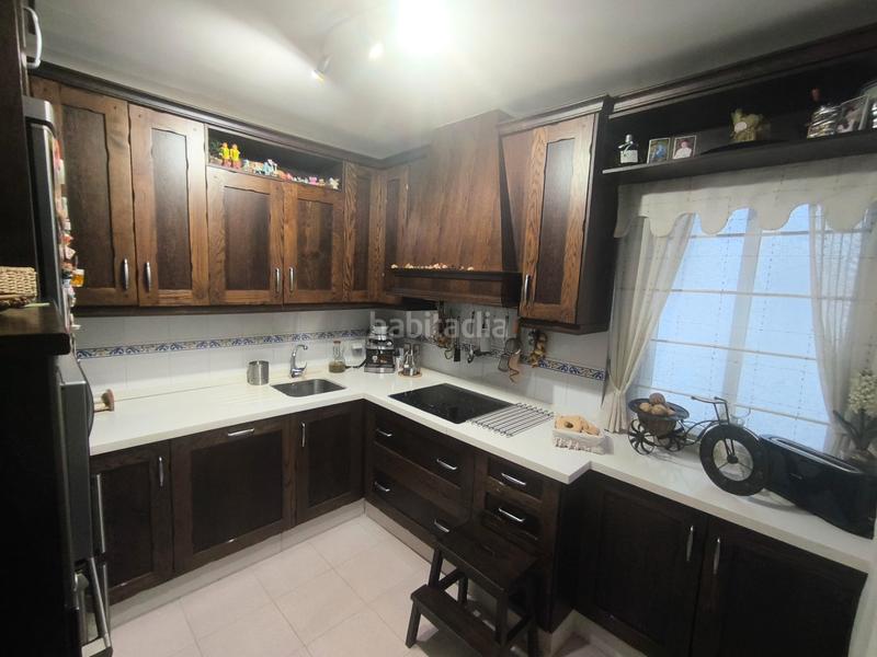 Foto 126ee4f1-8844-44d2-84af-80eeed3f5b0c. Piso en avenida francisco pretel de gámez 6 en Mengíbar