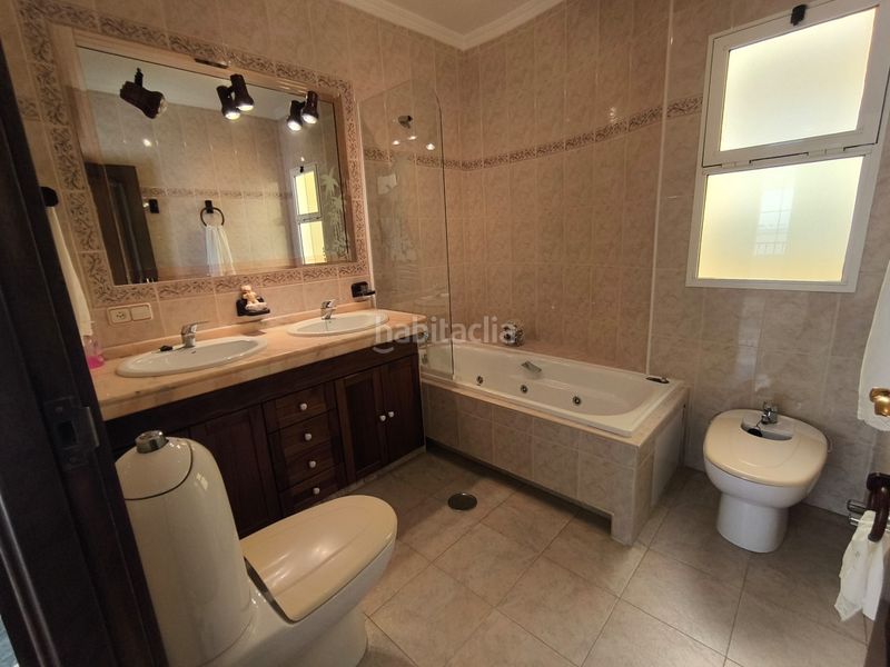 Foto 0c20ed98-c56f-4f69-becb-385daa5ee736. Chalet en calle marqués de la ensenada 3 en Mengíbar