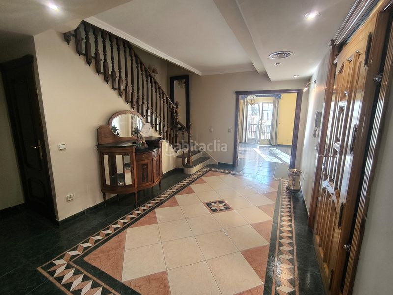 Foto 194a3fa2-2d1d-426d-9fb4-1007aaa8ea56. Chalet en calle marqués de la ensenada 3 en Mengíbar