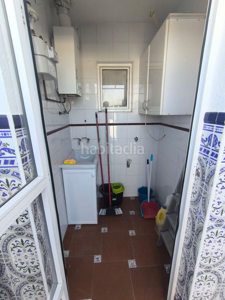 Foto 1f0aa3de-58da-46b8-b863-ef2613ca7109. Chalet en calle marqués de la ensenada 3 en Mengíbar