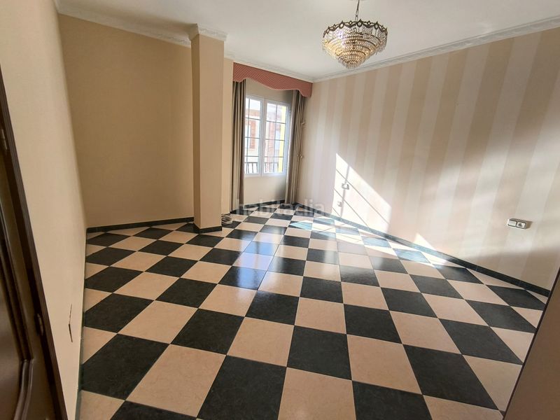 Foto c395e554-47ee-4b63-b6fa-4b22b9ff4d2a. Chalet en calle marqués de la ensenada 3 en Mengíbar