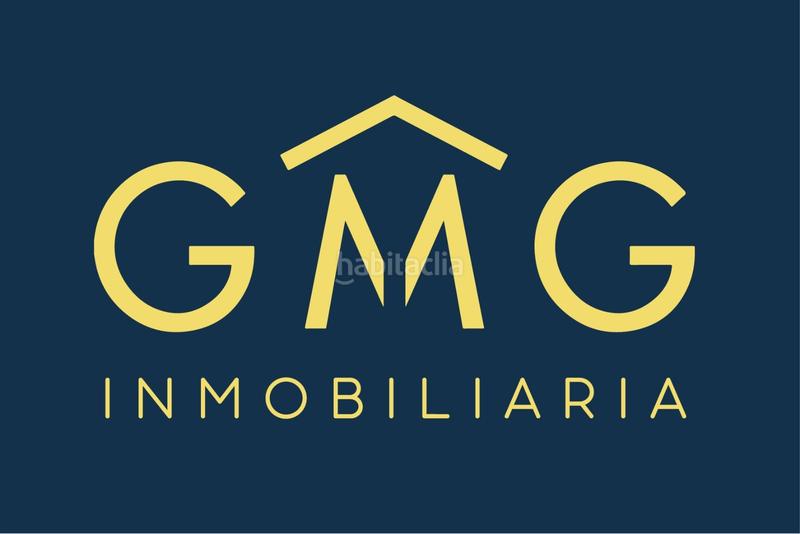 Foto d636f5f4-d624-4e0c-8617-1b525a211ebf. Àtic amb aparcament a Mengíbar