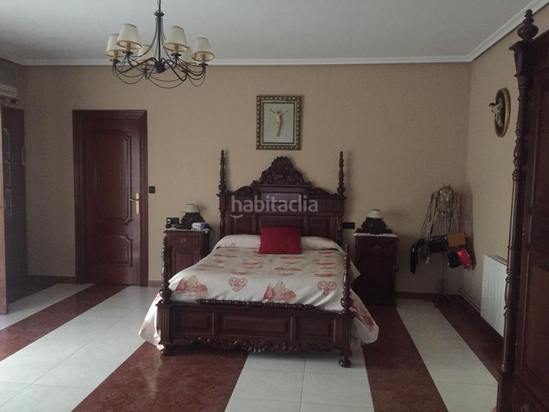 Foto 82c6255a-ef4d-4dbe-8105-8842fc56a858. Casa a Mengíbar