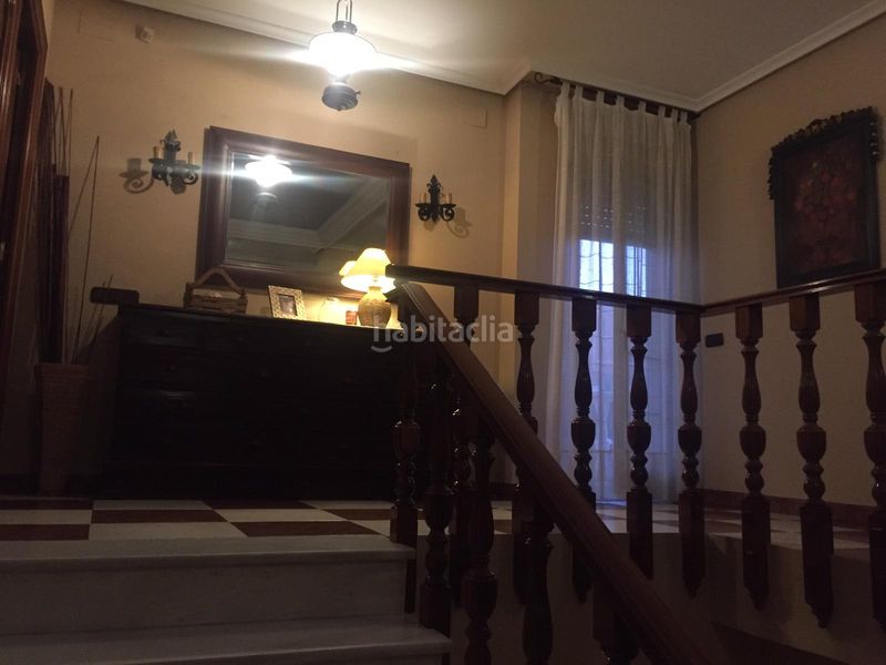 Foto c2322e31-15d2-4f02-b6c0-dee9f483e337. Casa a Mengíbar