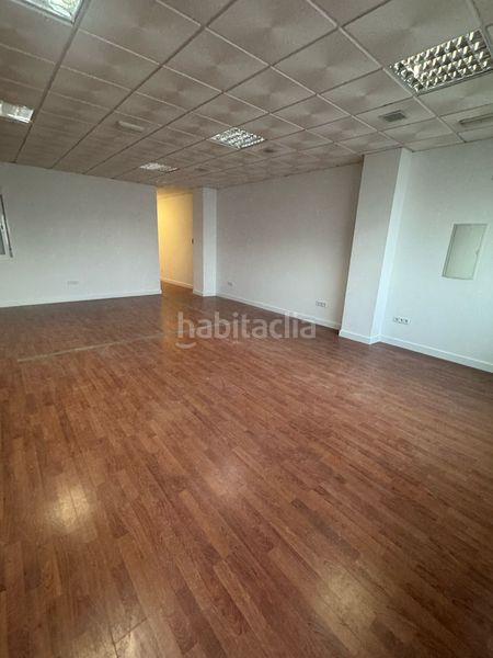 Foto 4cb07ab1-f4d5-4c40-b6df-4805ae1ff8c6. Lloguer local comercial a Mengíbar