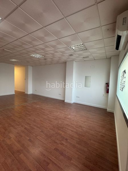 Foto 50f54b91-d37c-4ead-8af0-110522ccfd3d. Lloguer local comercial a Mengíbar