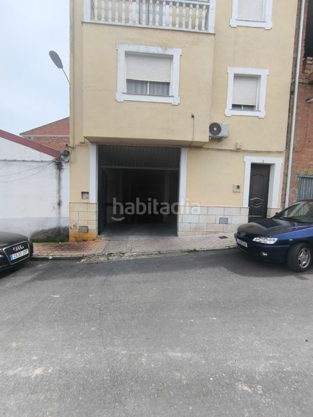 Foto 83f0e821-f9f7-4b58-8427-88c13ba715ec. Aparcament cotxe a calle san juan 89 a Mengíbar