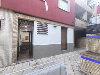 Locale commerciale in Calle Rafael Alberti 6