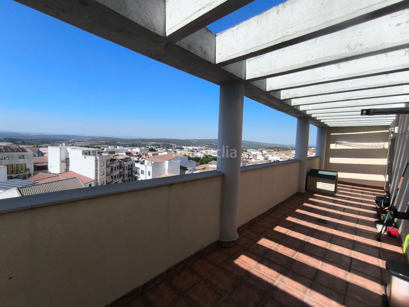 Foto f433bc10-a667-4f83-9647-7266fef0163f. Piso en Mengíbar