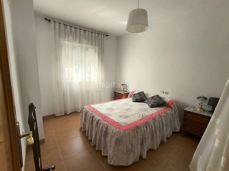 Foto 23c5fe0b-14ee-43c8-a1ef-1c3a4c7abc64. Casa a calle girasol 1 a Mengíbar