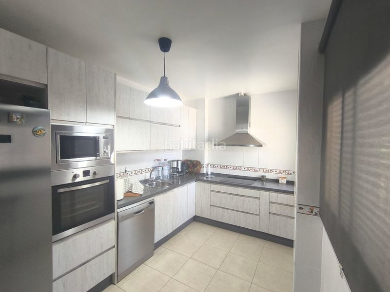 Foto d7bcf1ec-e847-47df-a5e1-af4301c86288. Chalet en Mengíbar